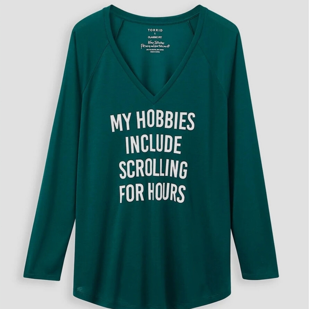 Torrid Green V-Neck Graphic Top - SZ 2